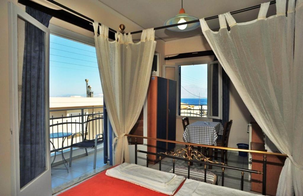Pergola Hotel Ágios Nikólaos Værelse billede